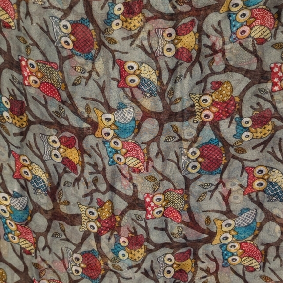 NWOT Owl Print Circle Scarf - Picture 2 of 4